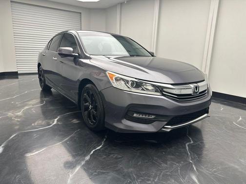 Gray 2017 Honda Accord EX-L