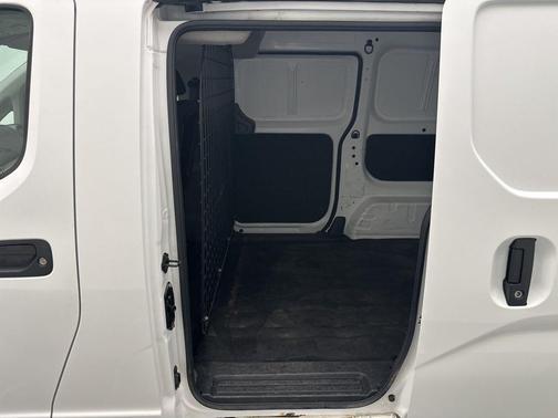 2020 Nissan NV200 S