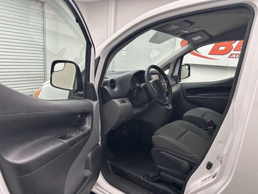 2020 Nissan NV200 S