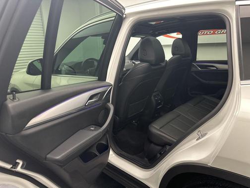 Alpine White 2022 BMW X3 sDrive30i