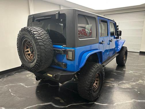 Hydro Blue Pearlcoat 2016 Jeep Wrangler Unlimited Rubicon