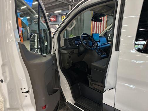 Oxford White 2024 Ford Transit-350 XLT