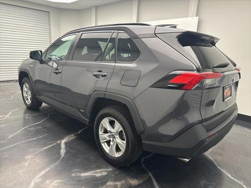 2021 Toyota RAV4 Hybrid LE