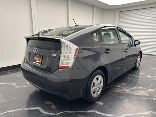 2011 Toyota Prius III
