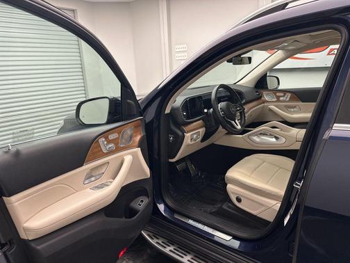 2022 Mercedes-Benz GLS 450 4MATIC