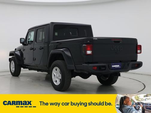 2022 Jeep Gladiator Sport S