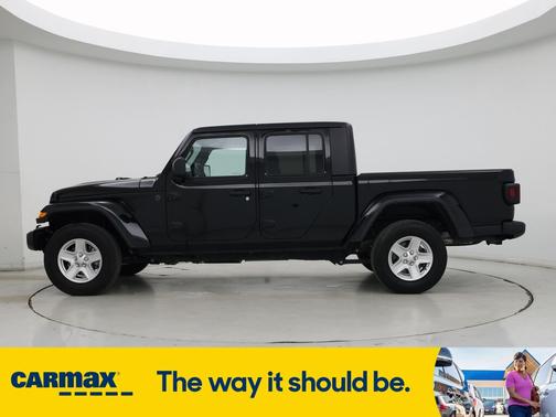 2022 Jeep Gladiator Sport S