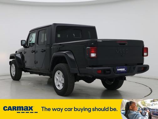 2022 Jeep Gladiator Sport S