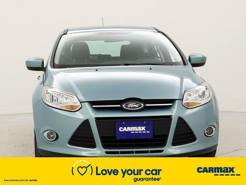 Photo 5 of 23 of 2012 Ford Focus SE