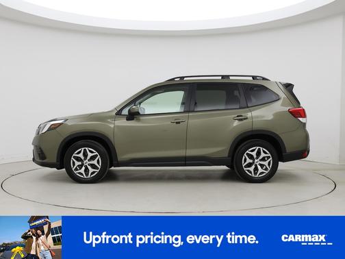 Green 2024 Subaru Forester Premium