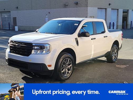 White 2024 Ford Maverick XL
