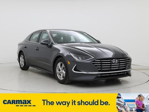 2022 Hyundai SONATA SE