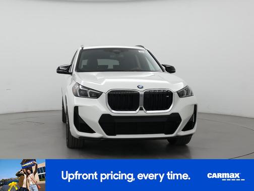 White 2024 BMW X1 M35i
