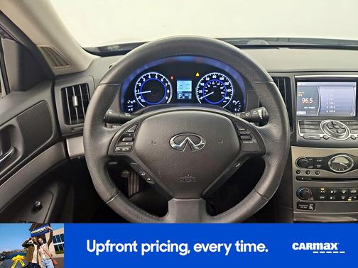2015 INFINITI Q40 
