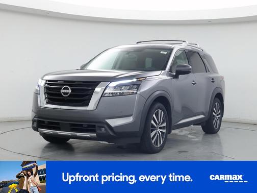 2022 Nissan Pathfinder Platinum