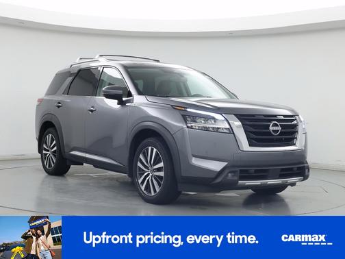 2022 Nissan Pathfinder Platinum