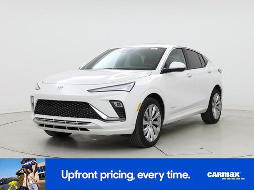 White 2024 Buick Envista Avenir