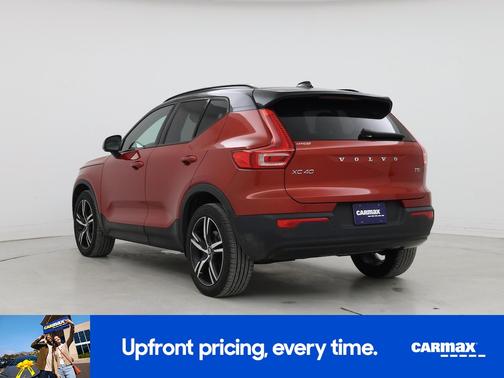 2021 Volvo XC40 T5 R-Design