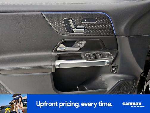 2024 Mercedes-Benz GLB 250 