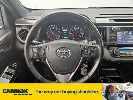 2018 Toyota RAV4 SE
