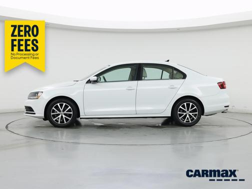 White 2017 Volkswagen Jetta SE