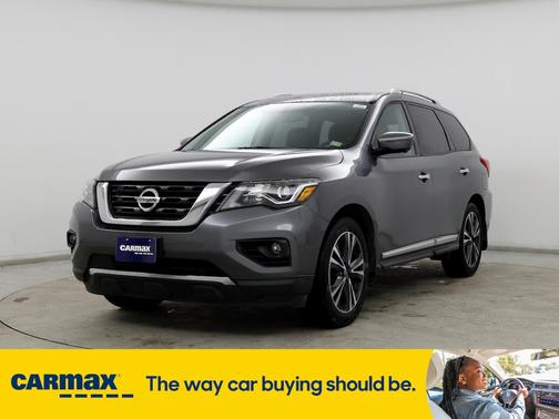 2017 Nissan Pathfinder Platinum