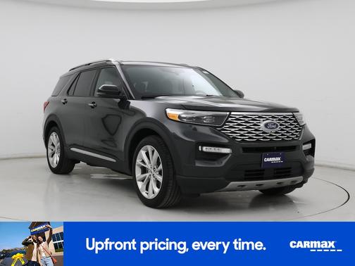 Black 2023 Ford Explorer Platinum