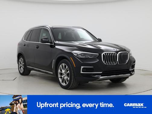 Black 2022 BMW X5 xDrive40i