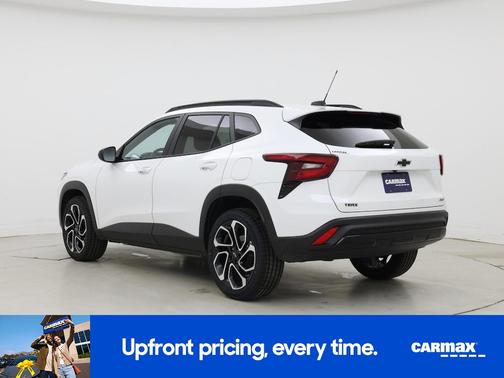 White 2025 Chevrolet Trax 2RS