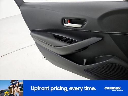 2020 Toyota Corolla Hatchback SE