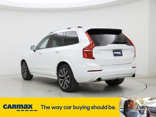 2019 Volvo XC90 T5 Momentum