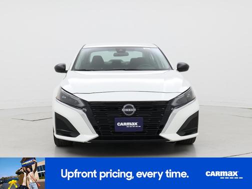 2024 Nissan Altima SV