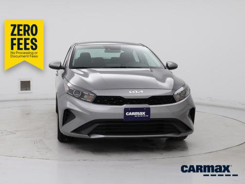 Gray 2024 Kia Forte LXS