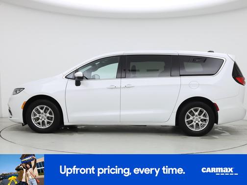 2023 Chrysler Pacifica Touring