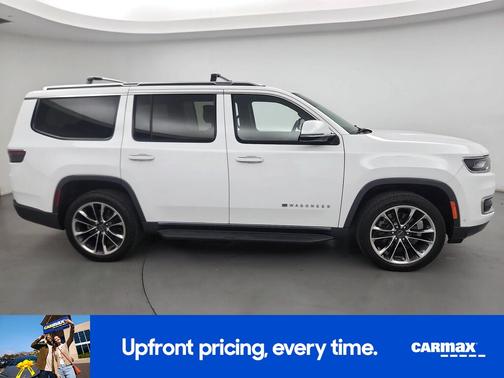 White 2022 Jeep Wagoneer Series II