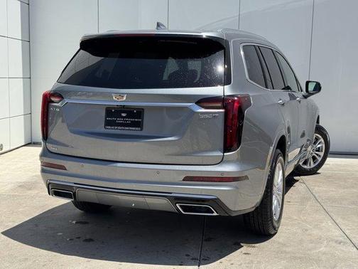 2025 Cadillac XT6 Luxury AWD