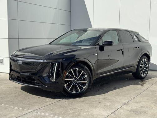 2025 Cadillac LYRIQ Sport