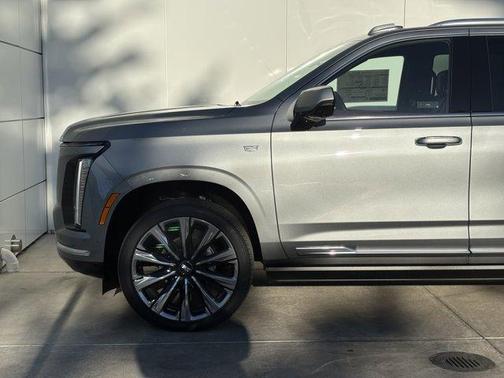 2026 Cadillac Escalade 4WD Luxury