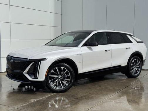 2025 Cadillac LYRIQ Sport
