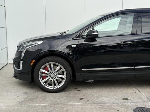 2023 Cadillac XT5 Sport