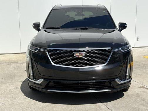 Stellar Black Metallic 2024 Cadillac XT6 Luxury AWD