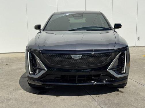 2025 Cadillac LYRIQ Sport