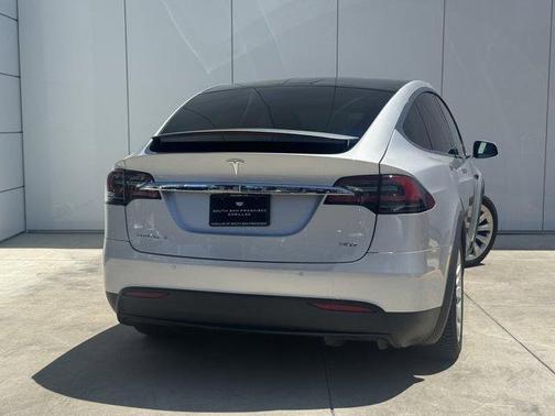 2018 Tesla Model X 75D