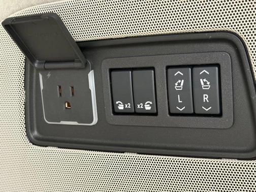 2026 Cadillac Escalade 4WD Platinum Sport