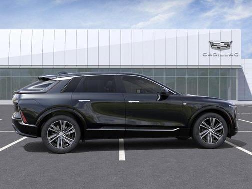 Stellar Black Metallic 2026 Cadillac LYRIQ Premium Luxury