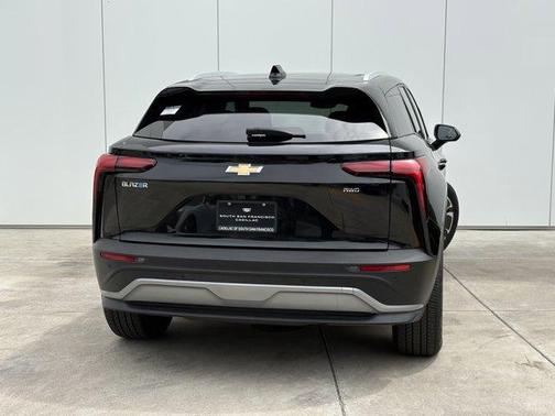 Black 2024 Chevrolet Blazer EV eAWD LT