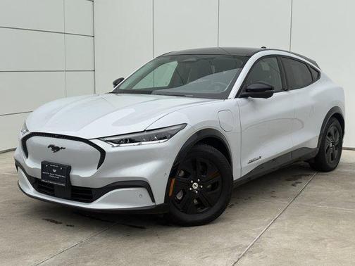 2021 Ford Mustang Mach-E California Route 1