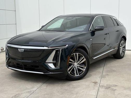 Emerald 2024 Cadillac LYRIQ Luxury