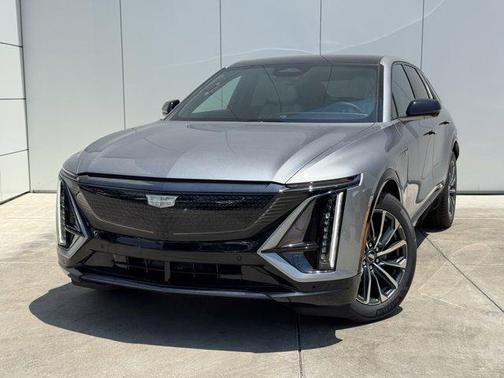 2025 Cadillac LYRIQ Sport