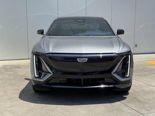 2025 Cadillac LYRIQ Sport